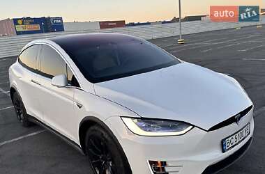 Внедорожник / Кроссовер Tesla Model X 2016 в 