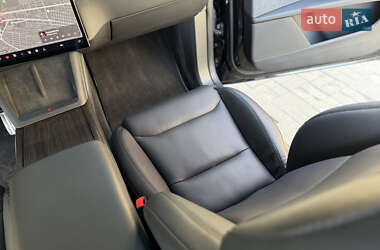 Внедорожник / Кроссовер Tesla Model X 2023 в 