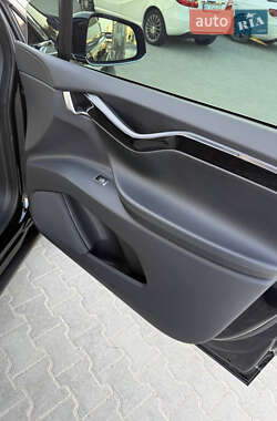 Внедорожник / Кроссовер Tesla Model X 2019 в Львове