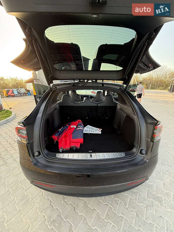 Позашляховик / Кросовер Tesla Model X 2019 в Львові