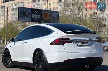 Внедорожник / Кроссовер Tesla Model X 2020 в 