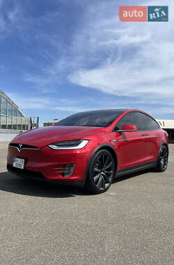Tesla Model X 2020