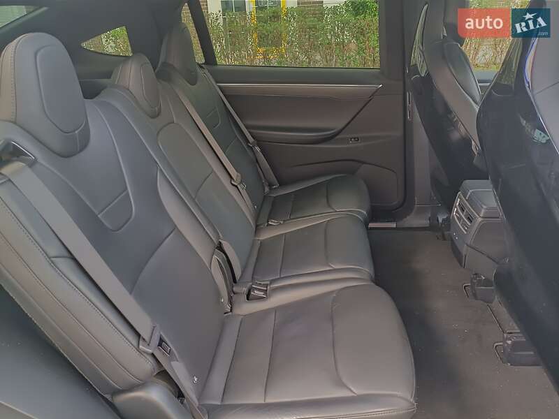Позашляховик / Кросовер Tesla Model X 2017 в Києві фото 15 Позашляховик / Кросовер Tesla Model X 2017 в Києві