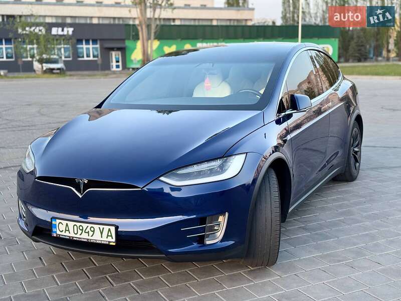 Позашляховик / Кросовер Tesla Model X 2017 в Черкасах