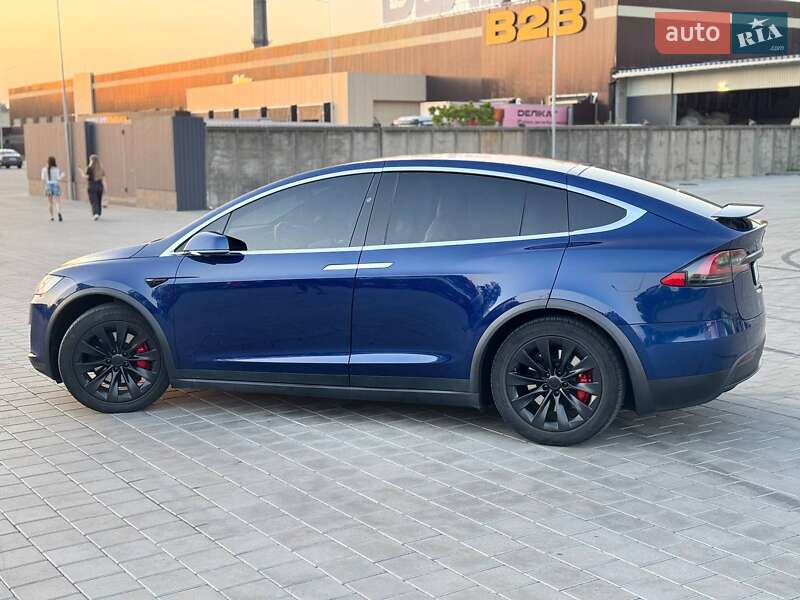Позашляховик / Кросовер Tesla Model X 2017 в Черкасах