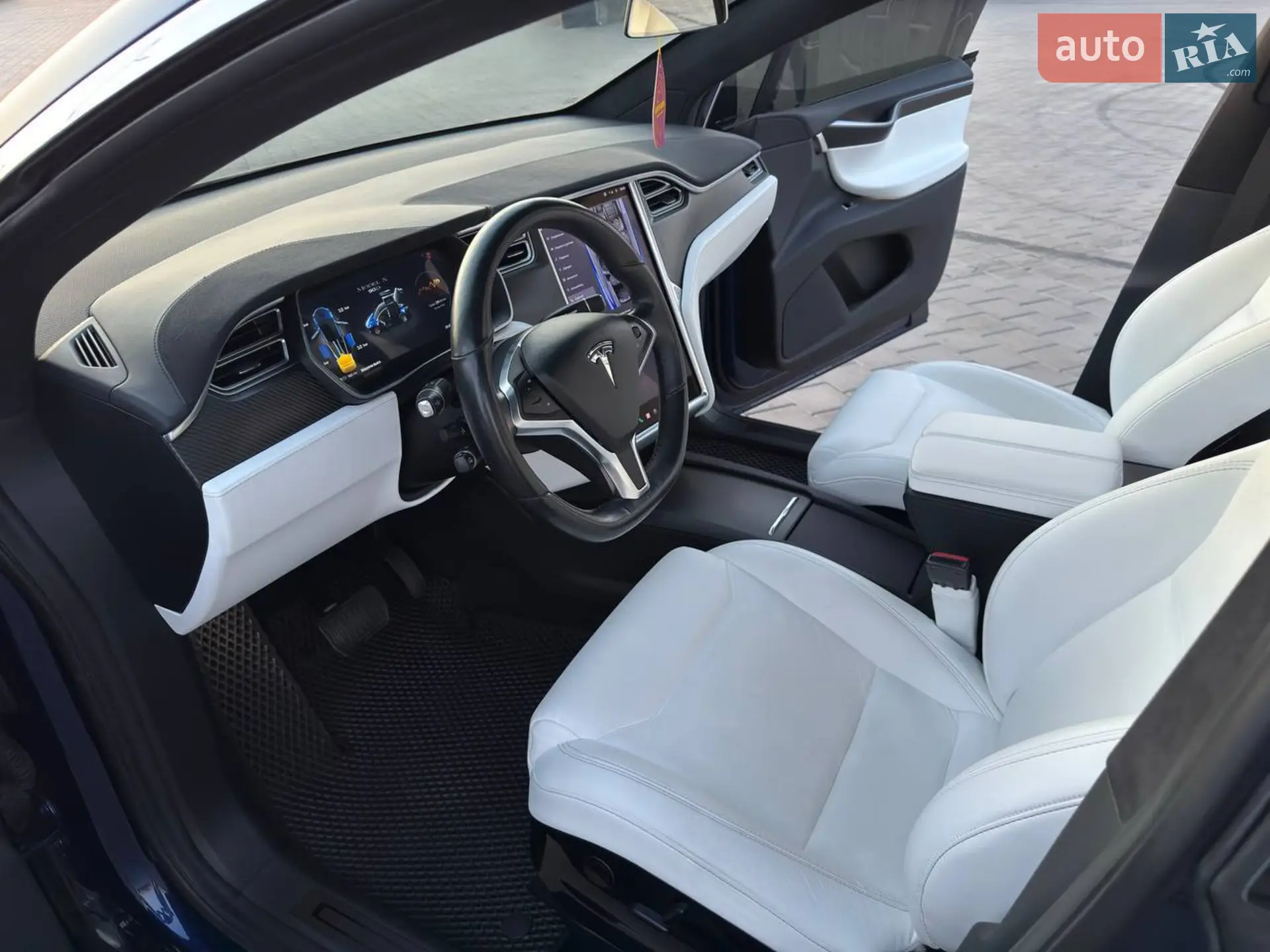 2017 Tesla Model X - мініатюра 53