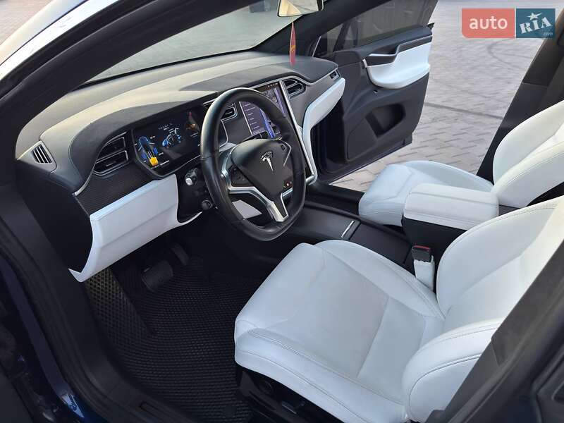 Позашляховик / Кросовер Tesla Model X 2017 в Черкасах