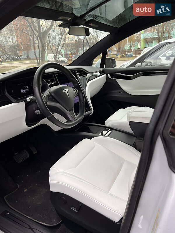 Внедорожник / Кроссовер Tesla Model X 2019 в Ивано-Франковске