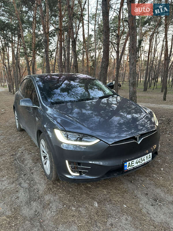 Внедорожник / Кроссовер Tesla Model X 2016 в Днепре фото 2 Внедорожник / Кроссовер Tesla Model X 2016 в Днепре