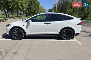 Внедорожник / Кроссовер Tesla Model X 2019 в 