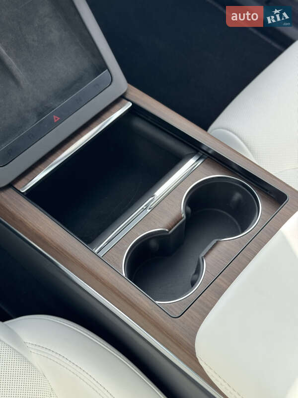 Внедорожник / Кроссовер Tesla Model X 2023 в Одессе фото 17 Внедорожник / Кроссовер Tesla Model X 2023 в Одессе