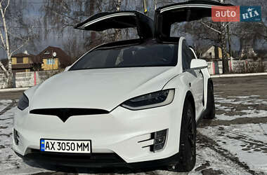 Внедорожник / Кроссовер Tesla Model X 2015 в 