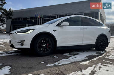 Внедорожник / Кроссовер Tesla Model X 2015 в 