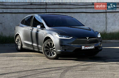 Внедорожник / Кроссовер Tesla Model X 2017 в 