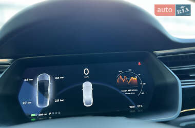 Внедорожник / Кроссовер Tesla Model X 2017 в 