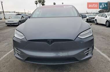 Внедорожник / Кроссовер Tesla Model X 2018 в 