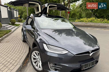 Внедорожник / Кроссовер Tesla Model X 2018 в 