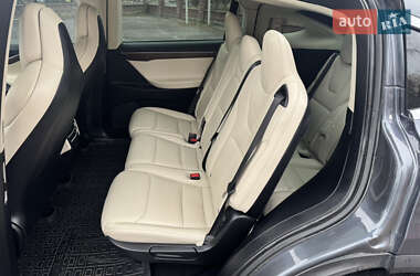 Внедорожник / Кроссовер Tesla Model X 2018 в 