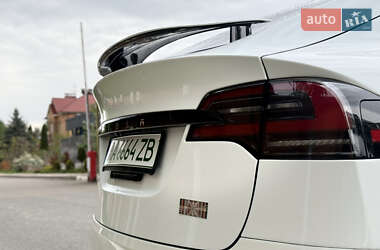 Позашляховик / Кросовер Tesla Model X 2023 в 