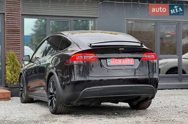Позашляховик / Кросовер Tesla Model X 2017 в 