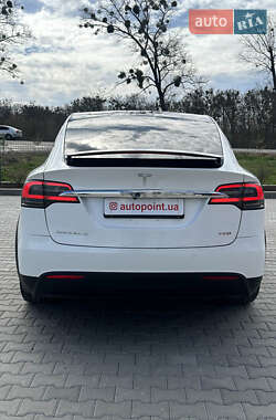 Внедорожник / Кроссовер Tesla Model X 2018 в 