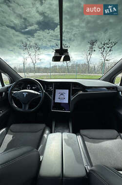 Внедорожник / Кроссовер Tesla Model X 2018 в 