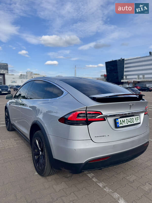 Внедорожник / Кроссовер Tesla Model X 2016 в Житомире