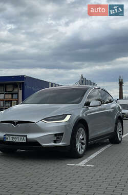 Внедорожник / Кроссовер Tesla Model X 2018 в Коломые
