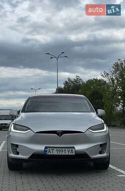 Внедорожник / Кроссовер Tesla Model X 2018 в 