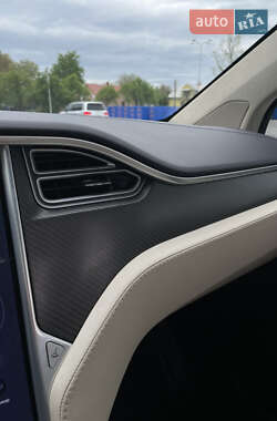 Внедорожник / Кроссовер Tesla Model X 2018 в 