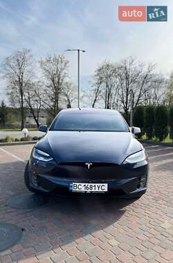 Внедорожник / Кроссовер Tesla Model X 2016 в 