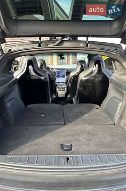 Внедорожник / Кроссовер Tesla Model X 2016 в 