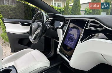 Внедорожник / Кроссовер Tesla Model X 2016 в 