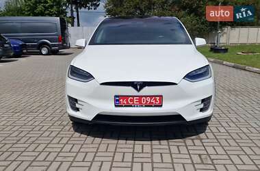 Позашляховик / Кросовер Tesla Model X 2018 в 