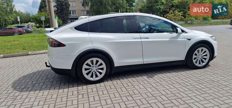 Внедорожник / Кроссовер Tesla Model X 2018 в Тернополе