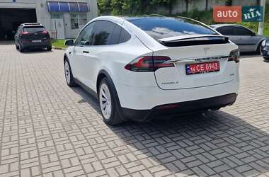Позашляховик / Кросовер Tesla Model X 2018 в 
