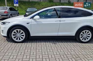 Позашляховик / Кросовер Tesla Model X 2018 в 