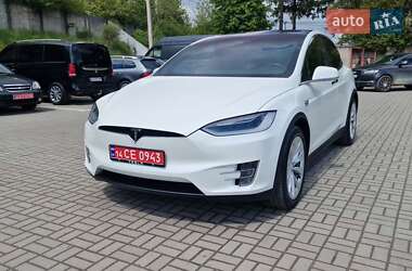 Позашляховик / Кросовер Tesla Model X 2018 в 