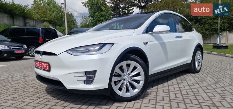 Внедорожник / Кроссовер Tesla Model X 2018 в Тернополе