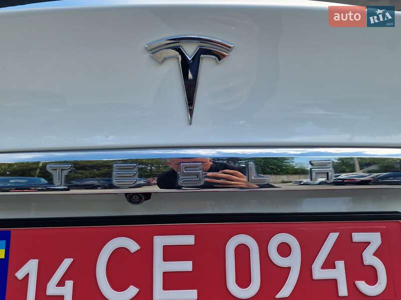 Внедорожник / Кроссовер Tesla Model X 2018 в Тернополе