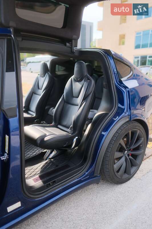 Внедорожник / Кроссовер Tesla Model X 2019 в Львове