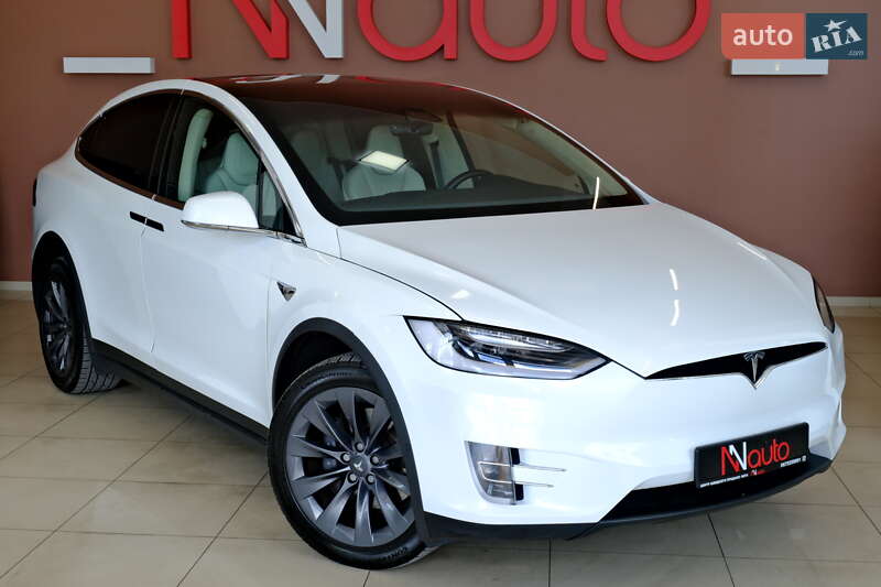 Позашляховик / Кросовер Tesla Model X 2018 в Одесі