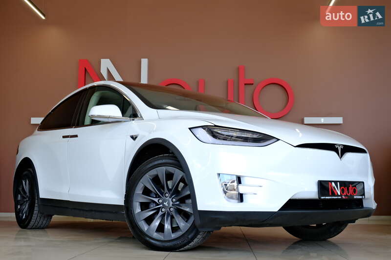 Позашляховик / Кросовер Tesla Model X 2018 в Одесі