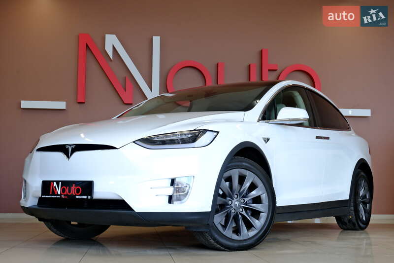 Позашляховик / Кросовер Tesla Model X 2018 в Одесі
