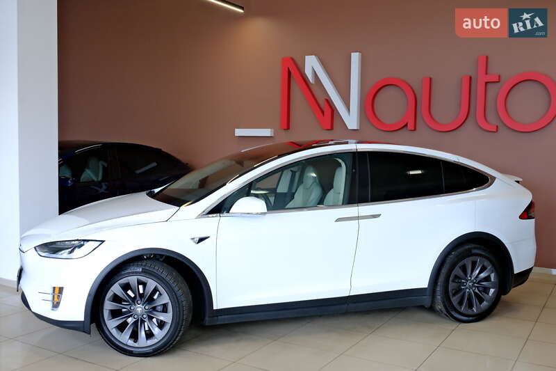 Позашляховик / Кросовер Tesla Model X 2018 в Одесі