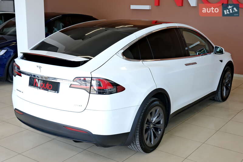 Позашляховик / Кросовер Tesla Model X 2018 в Одесі