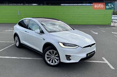 Позашляховик / Кросовер Tesla Model X 2019 в 