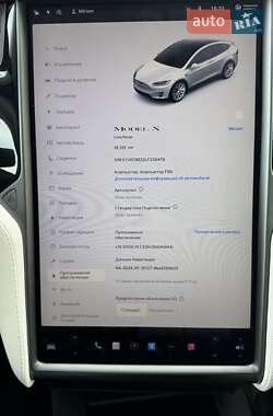 Позашляховик / Кросовер Tesla Model X 2019 в 