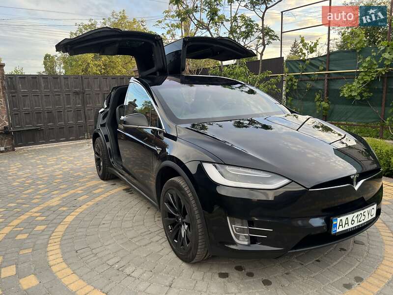 Внедорожник / Кроссовер Tesla Model X 2018 в Борисполе фото 2 Внедорожник / Кроссовер Tesla Model X 2018 в Борисполе