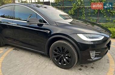 Внедорожник / Кроссовер Tesla Model X 2018 в 